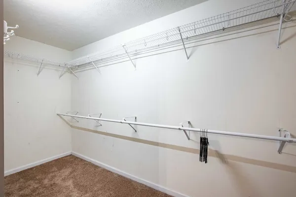 a view of utility room