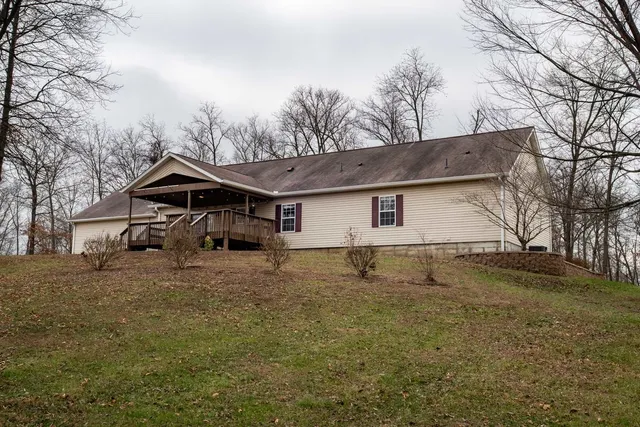 $425,000 | 11052 Prestwick Drive, Benton, IL 62812