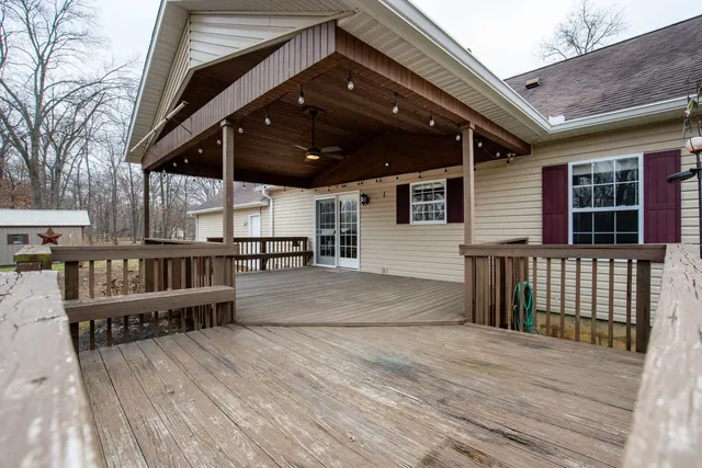 $425,000 | 11052 Prestwick Drive, Benton, IL 62812