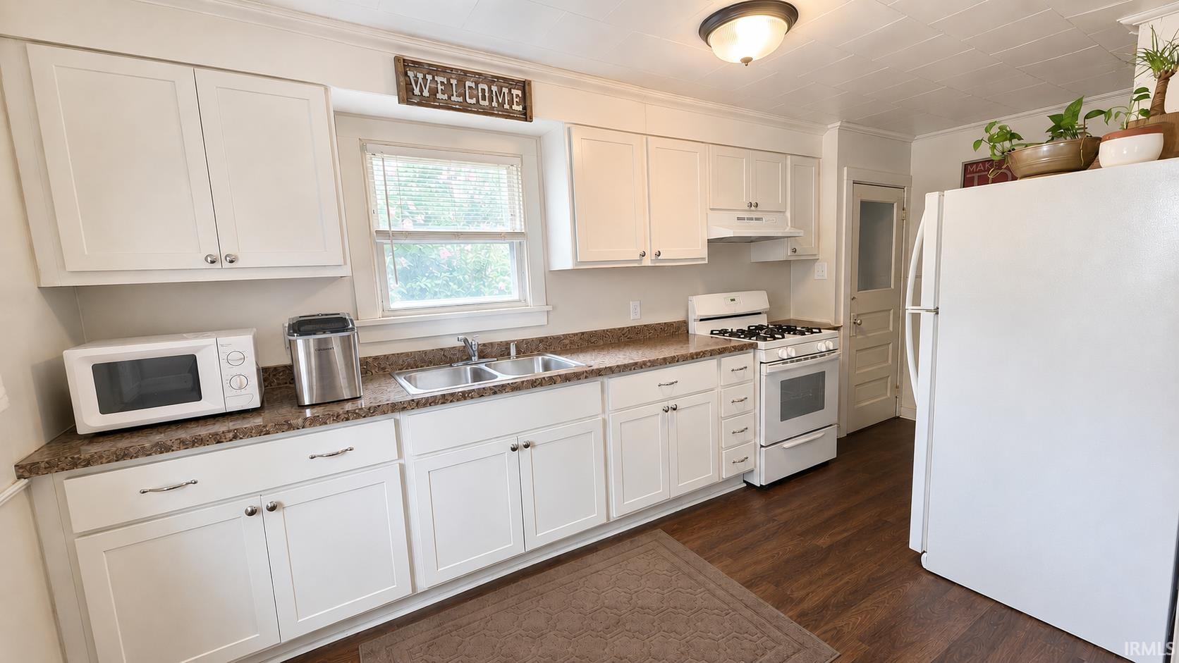 8047 Tecumseh Road Walkerton, IN 46574 - Photo 7 of 27