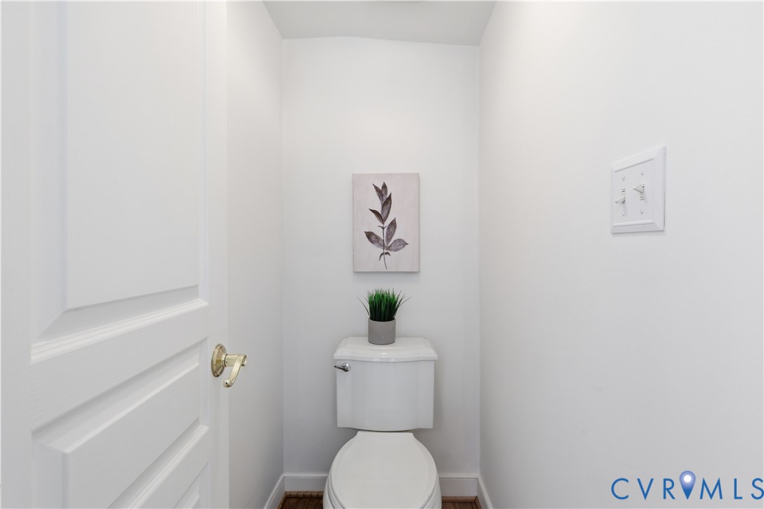 103 Berkshire Road Richmond, VA 23221 - Photo 27 of 48 Bathtub, Tile Shower, Toilet Room, Double Vanity