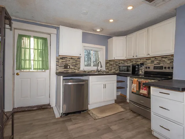 $269,000 | 1813 Highway 12, Westmoreland, NH 03467