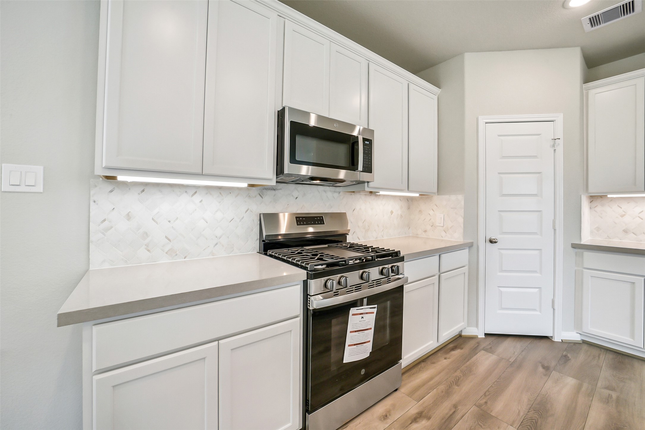 4207 Sternside Lane Houston, TX 77053 - Photo 13 of 42