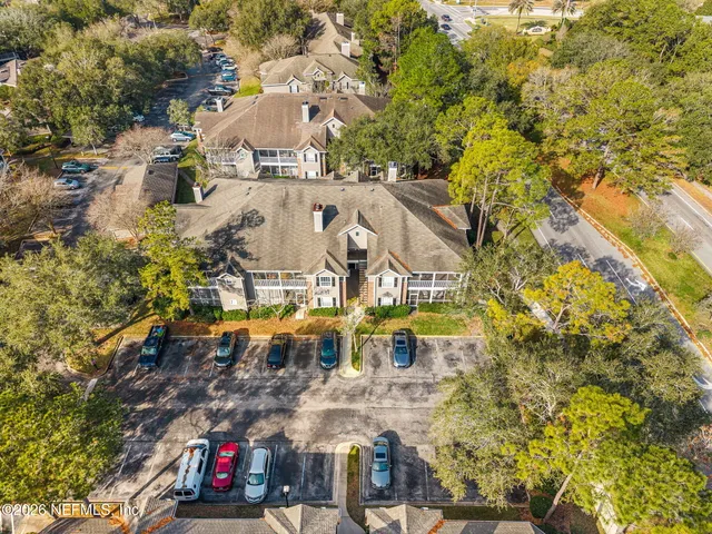 $215,000 | 10000 Gate Parkway, Unit 2015, Jacksonville, FL 32246