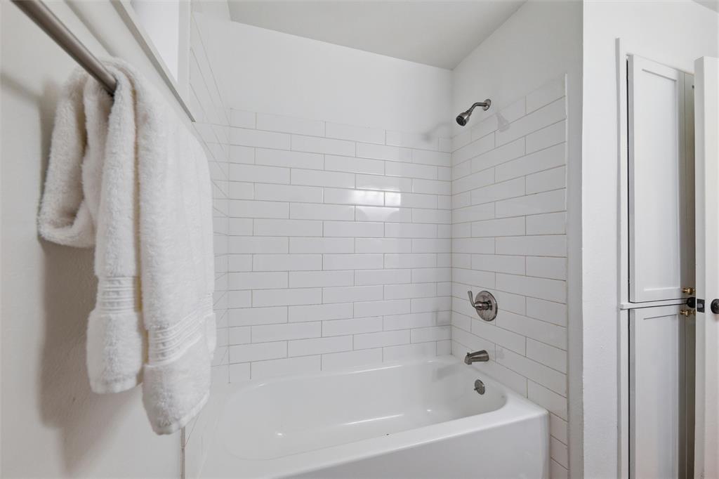 5101 Rector Avenue Fort Worth, TX 76133 - Photo 24 of 38
