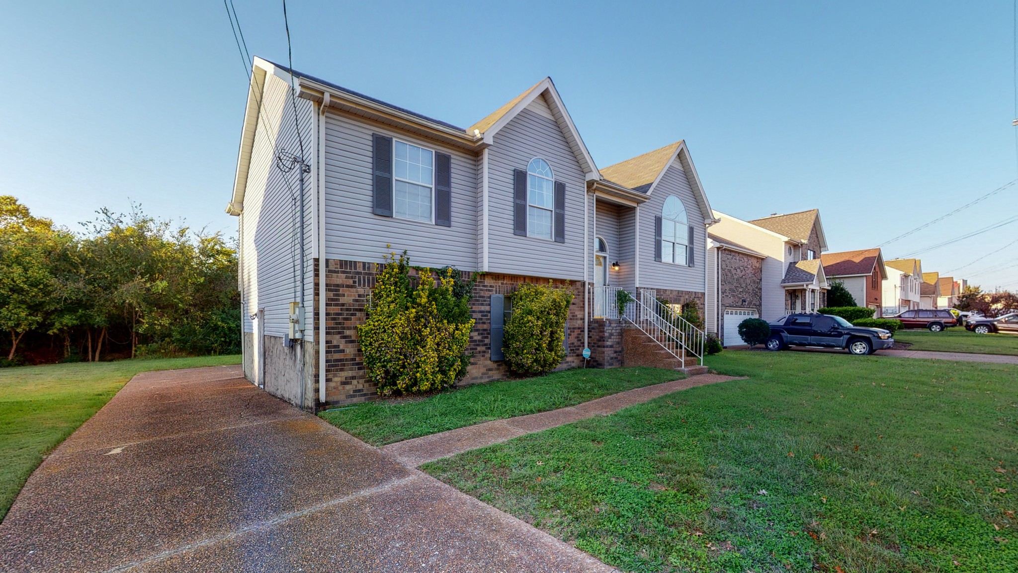3224 Clapham Road Antioch, TN 37013 - Photo 3 of 42 Gallery Image 3