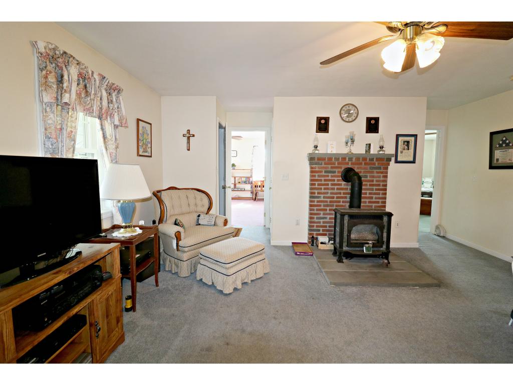 8 Jericho Road Rindge, NH 03461 - Photo 10 of 33