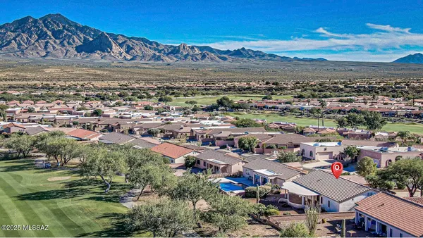 $395,000 | 4049 South Vía Del Picamaderos, Green Valley, AZ 85622