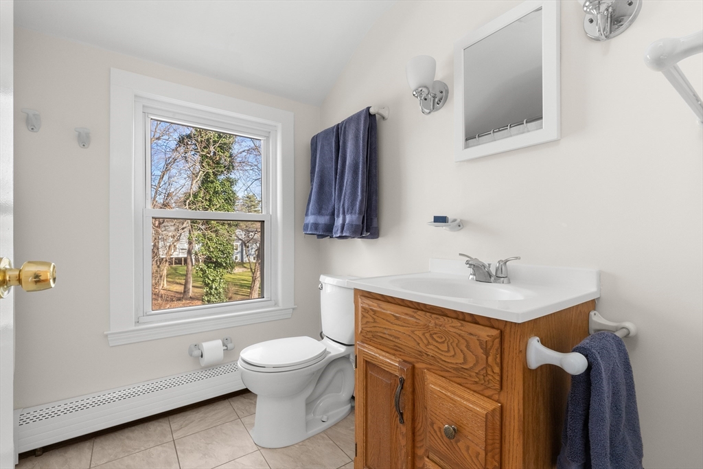 40 Moynihan Road Hamilton, MA 01982 - Photo 18 of 34 Gallery Image 18
