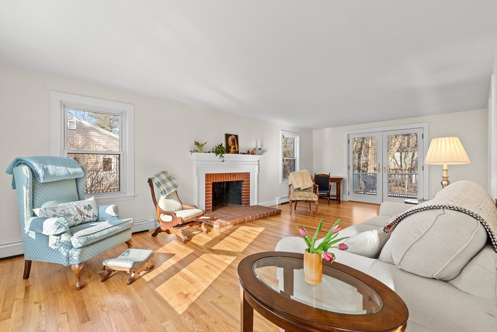 40 Moynihan Road Hamilton, MA 01982 - Photo 9 of 34 Gallery Image 9