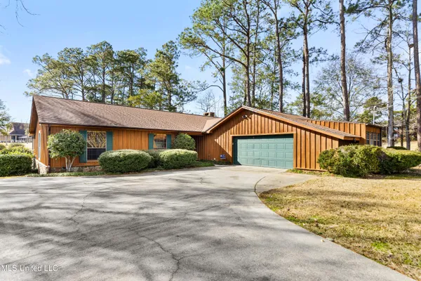 $329,900 | 7712 Laie Place, Diamondhead, MS 39525