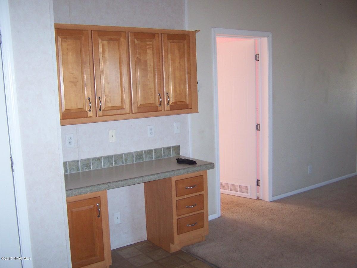 1035 Hoctor Road Williams, AZ 86046 - Photo 13 of 15 000_2740