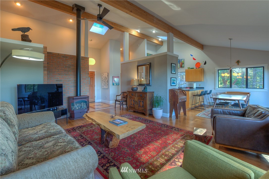 378 Bromley Drive Orcas Island, WA 98245 - Photo 11 of 32 Gallery Image 11