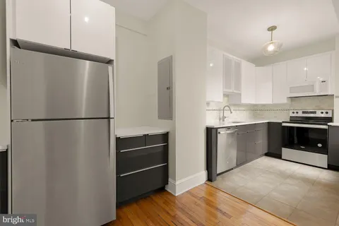 $629,000 | 1613 Harvard Street Northwest, Unit 215, Washington, DC 20009