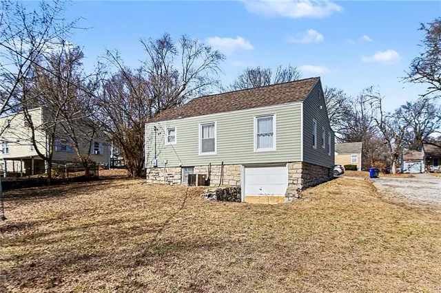 $165,000 | 9201 East 68 Terrace, Raytown, MO 64133