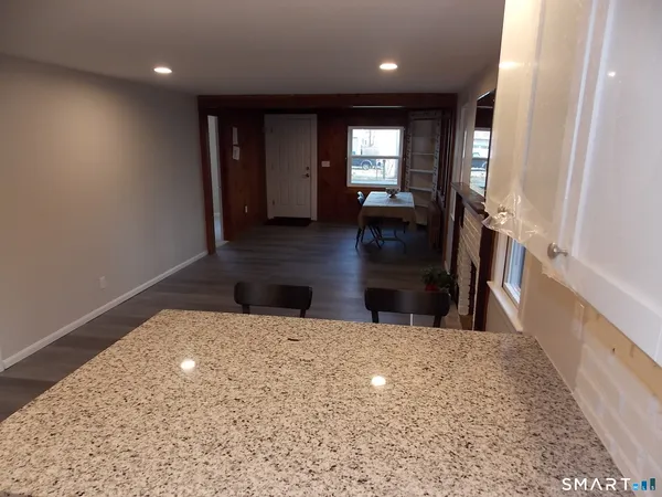 $359,000 | 218 Griffin Road, Suffield, CT 06093