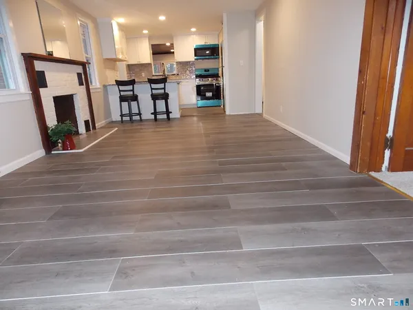 $359,000 | 218 Griffin Road, Suffield, CT 06093