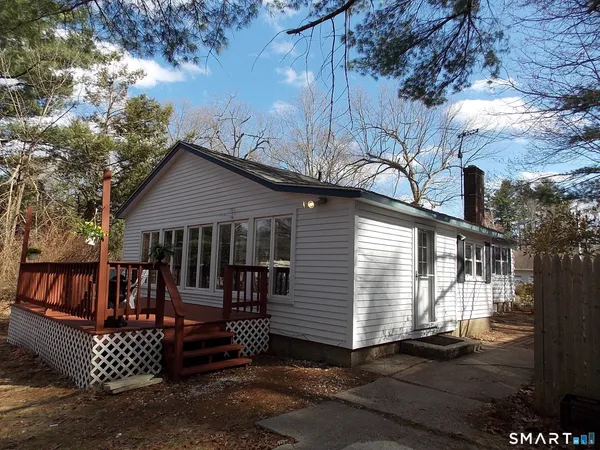 $359,000 | 218 Griffin Road, Suffield, CT 06093