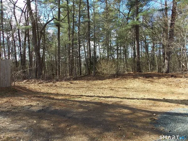 $359,000 | 218 Griffin Road, Suffield, CT 06093