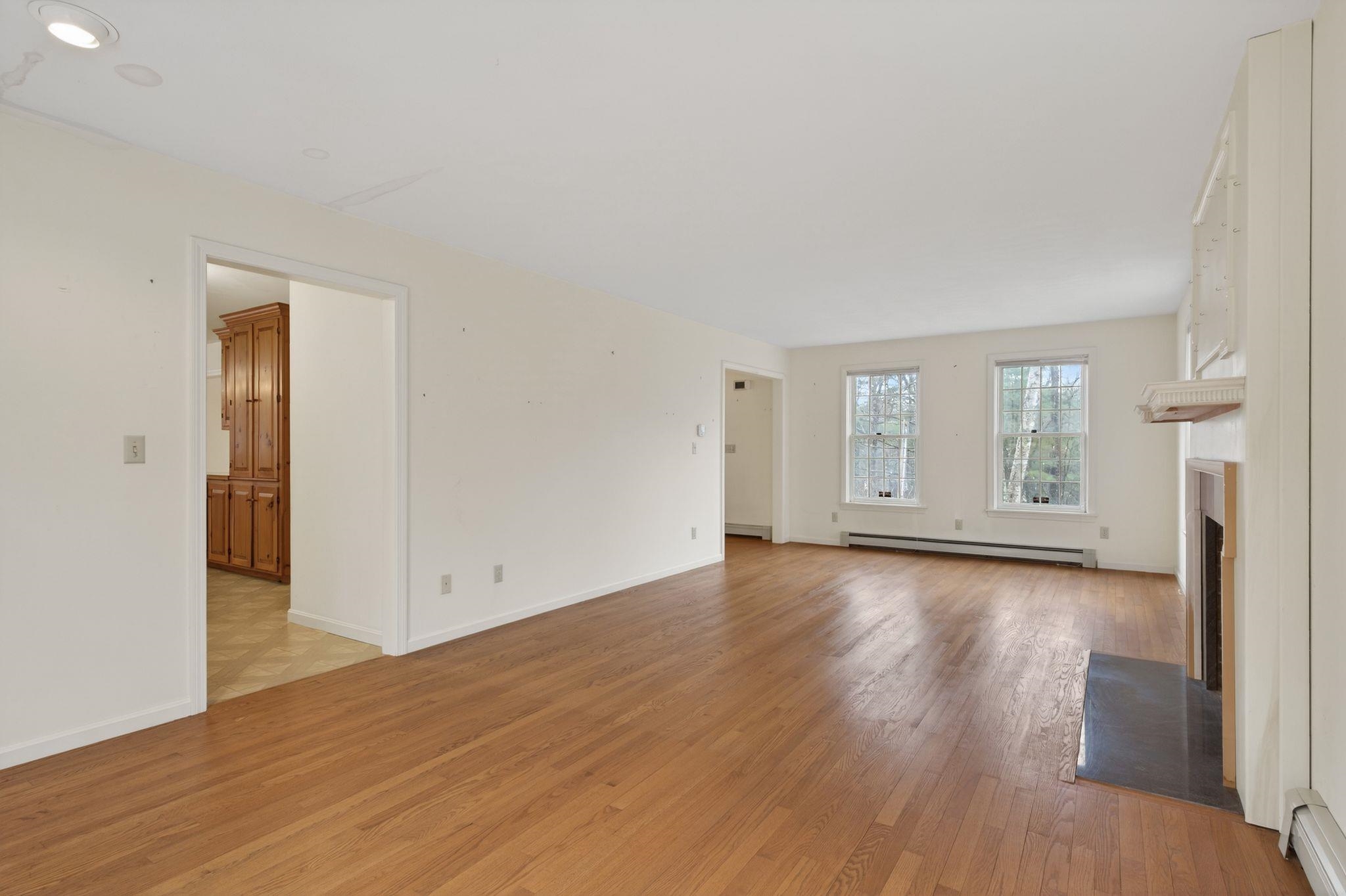 31 Gage Road Bedford, NH 03110 - Photo 12 of 45