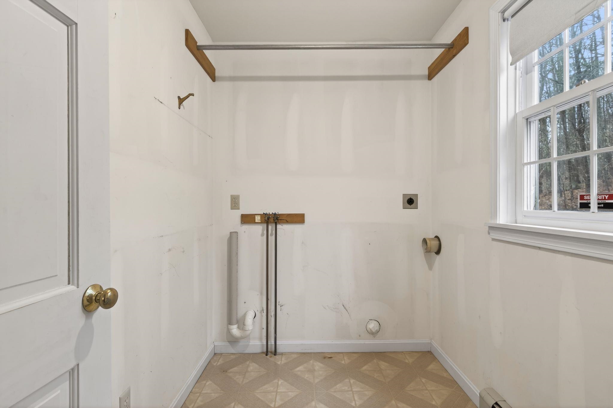 31 Gage Road Bedford, NH 03110 - Photo 20 of 45