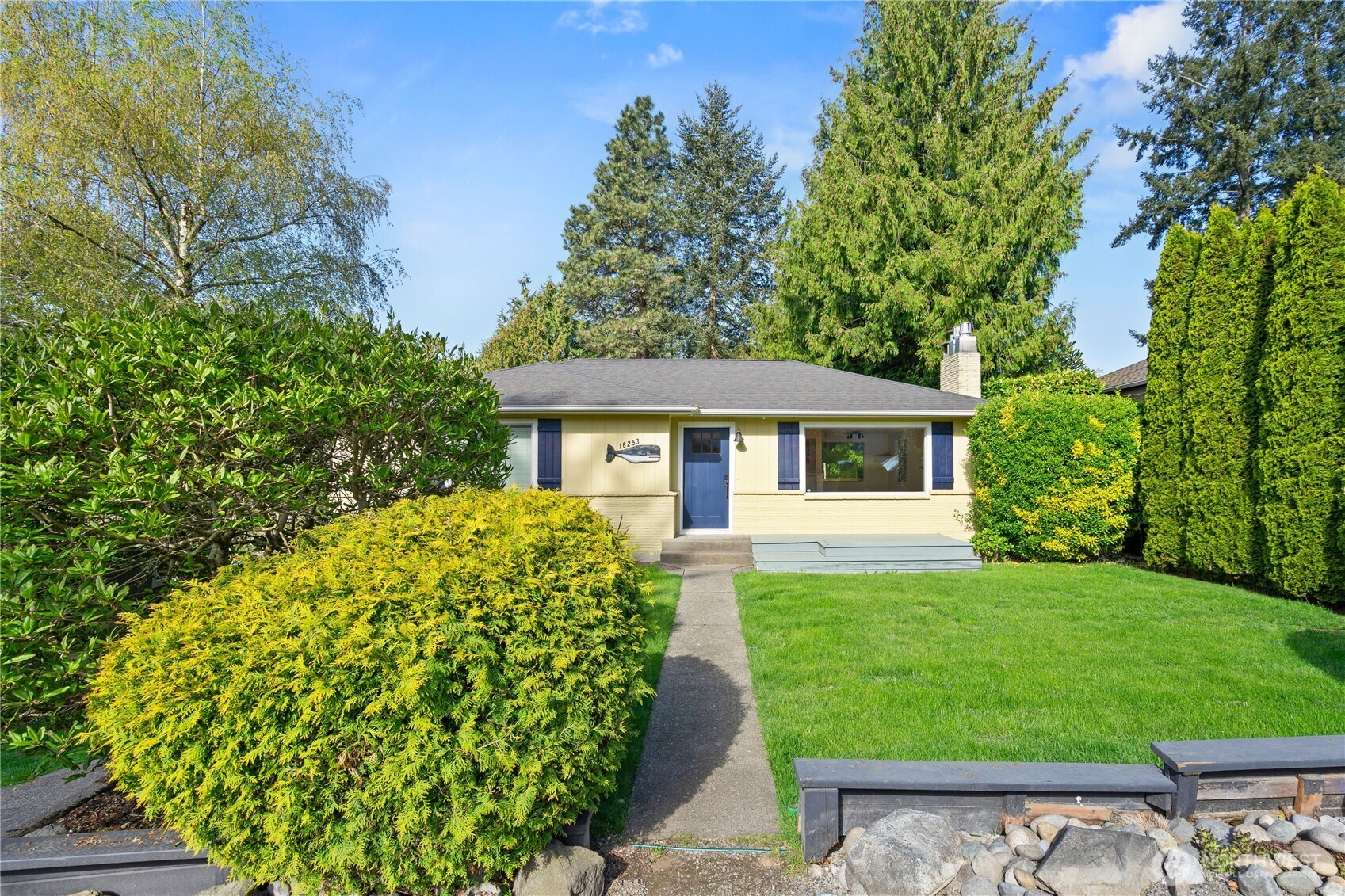 16253 13th Avenue Southwest Burien, WA 98166 - Photo 1 of 19