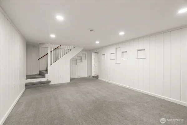 $3,800 | 16253 13th Avenue Southwest, Burien, WA 98166