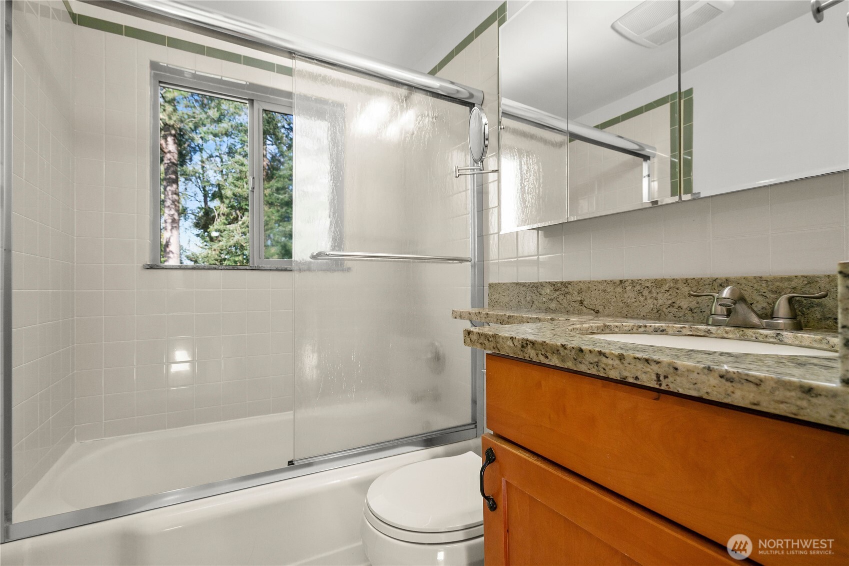 16253 13th Avenue Southwest Burien, WA 98166 - Photo 16 of 19