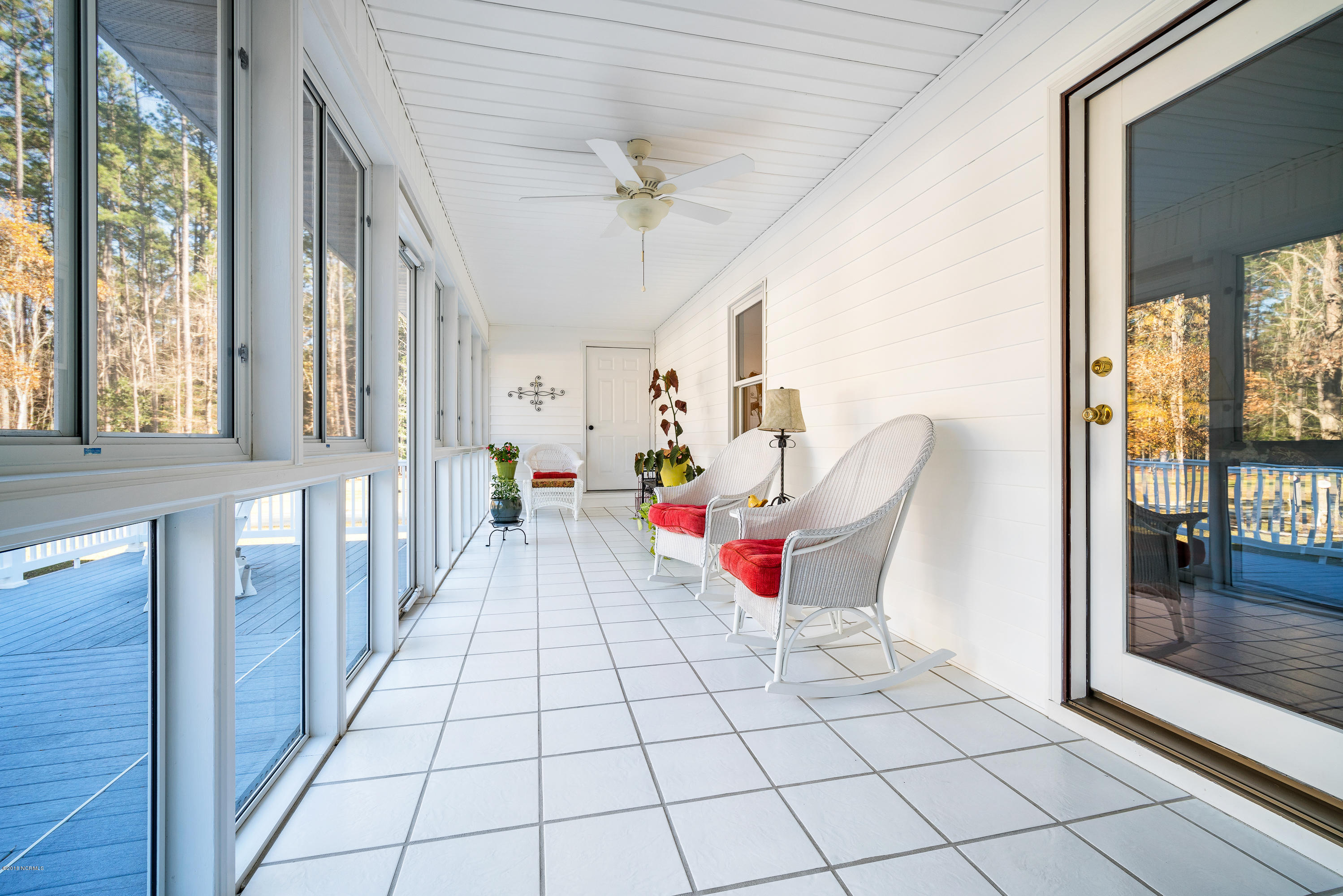 4810 Merrimon Road Beaufort, NC 28516 - Photo 29 of 37 4810 Merrimon Rd - Sunroom