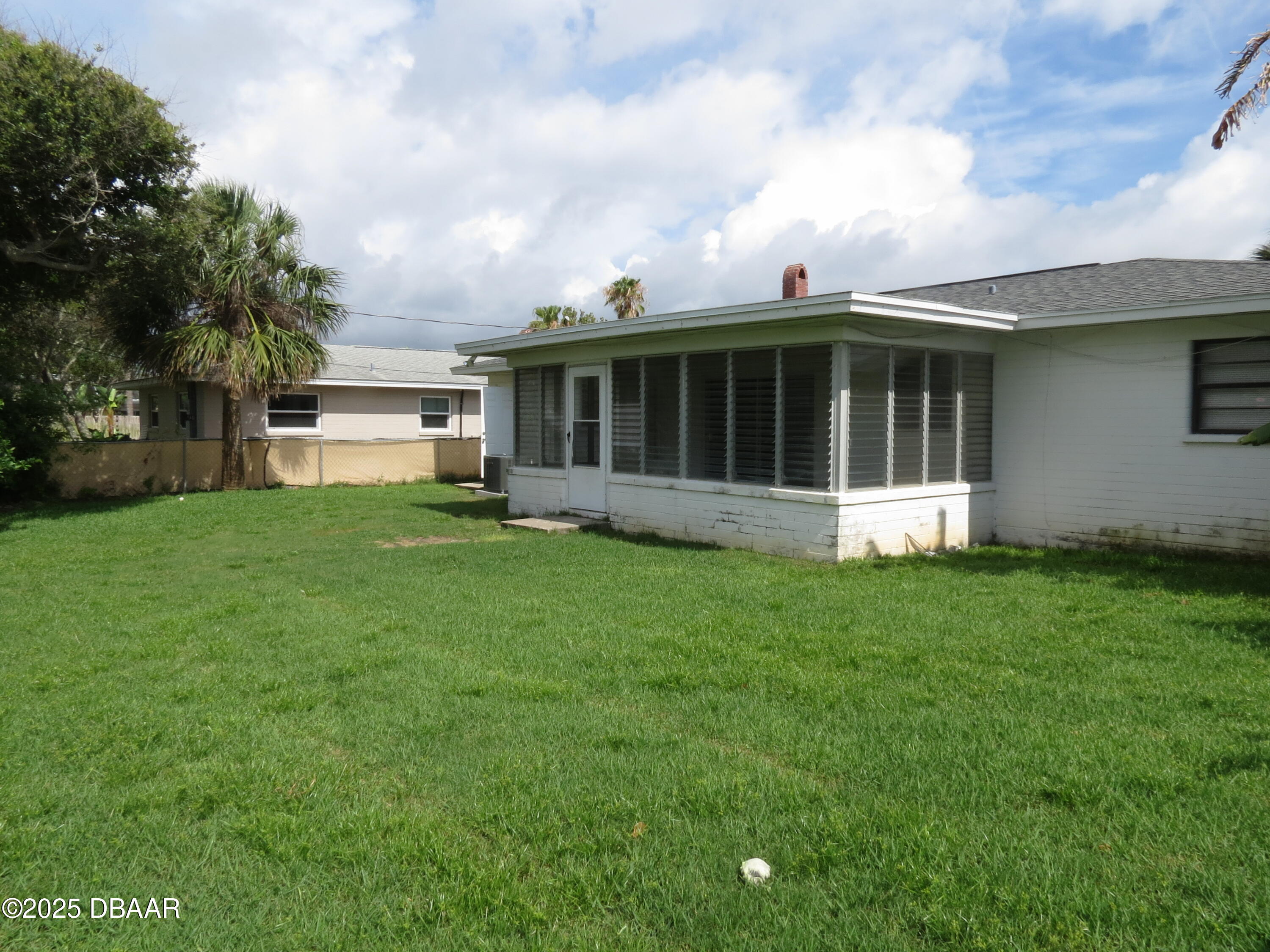 221 Williams Avenue Daytona Beach, FL 32118 - Photo 11 of 15 a view of a house with backyard and garden
