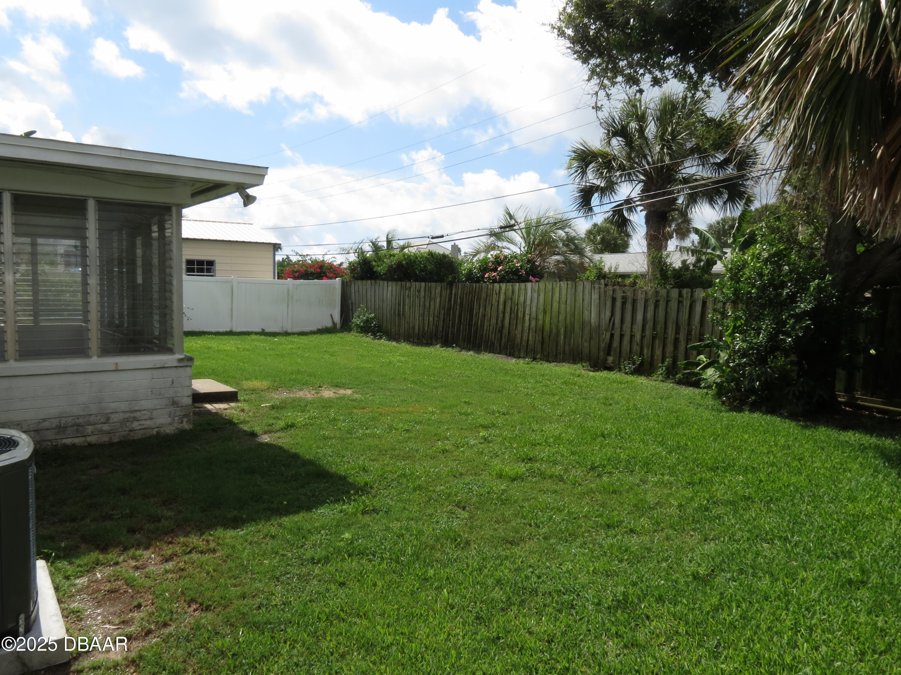 221 Williams Avenue Daytona Beach, FL 32118 - Photo 12 of 15 a view of a backyard of the house
