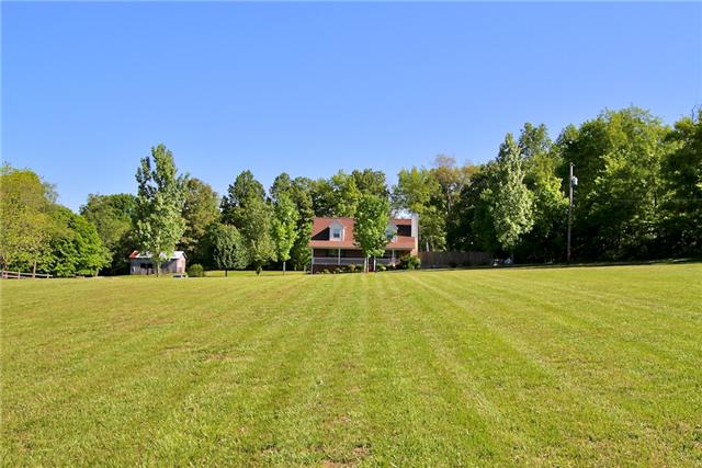 216 West Biggs Road Cottontown, TN 37048 - Photo 2 of 20 Gallery Image 2