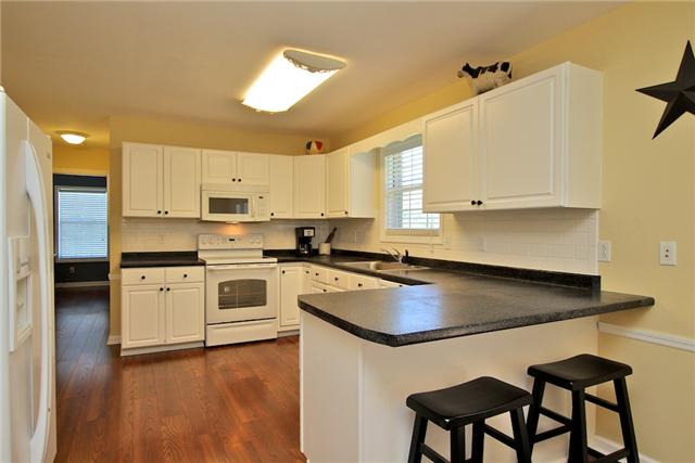 216 West Biggs Road Cottontown, TN 37048 - Photo 11 of 20 Gallery Image 11
