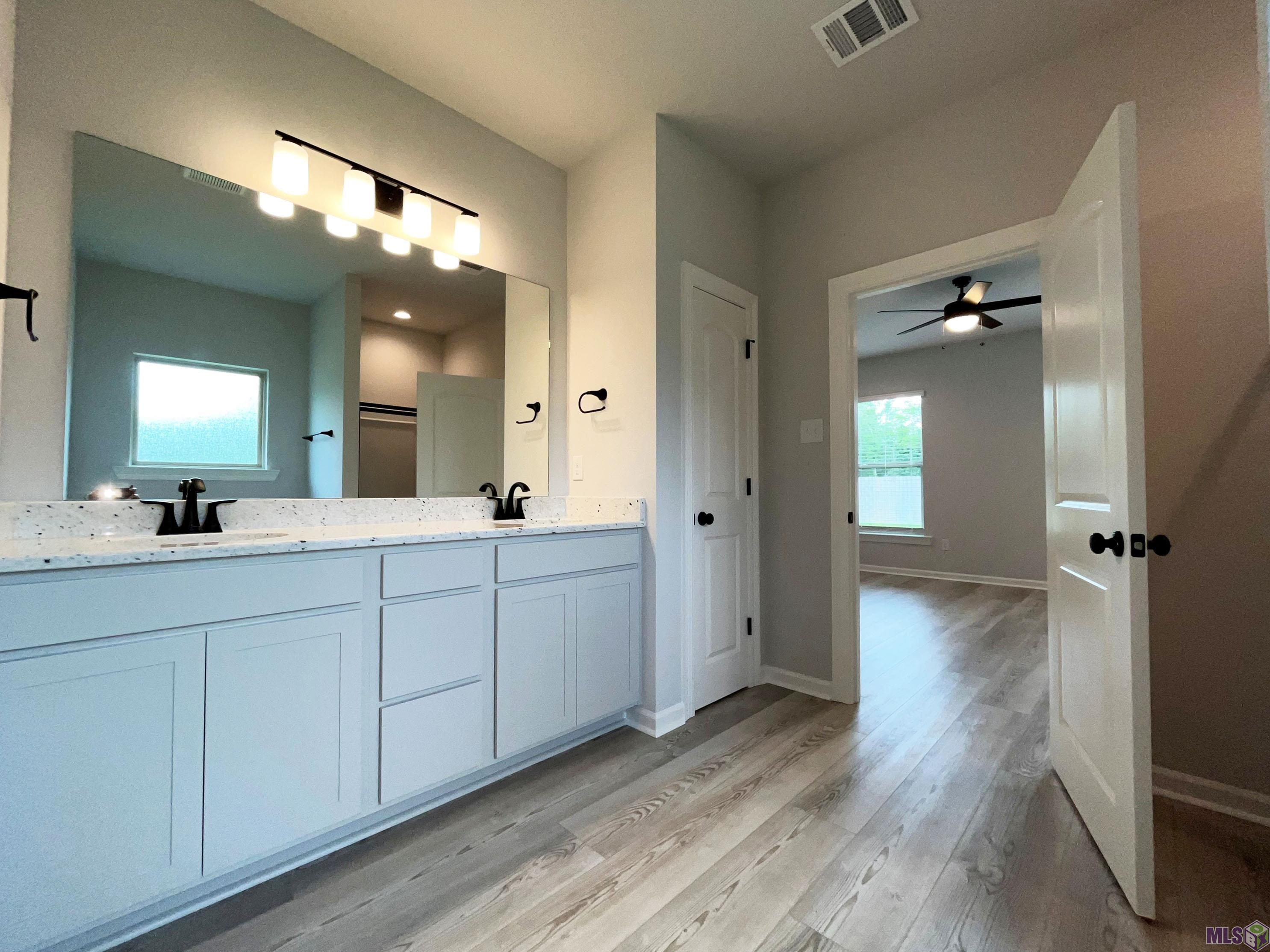 15527 Ralph Christy Drive Prairieville, LA 70769 - Photo 6 of 9 Gallery Image 6
