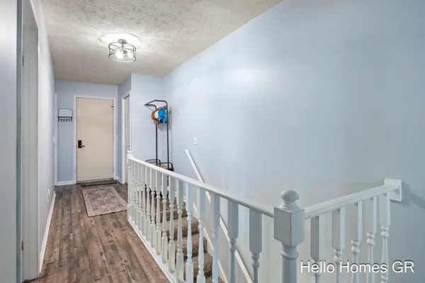 $324,900 | 2317 Edington Drive Southeast, Grand Rapids, MI 49508