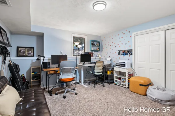 $324,900 | 2317 Edington Drive Southeast, Grand Rapids, MI 49508