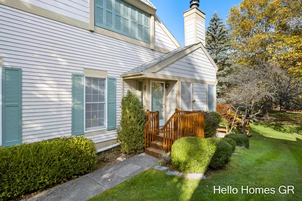 $324,900 | 2317 Edington Drive Southeast, Grand Rapids, MI 49508