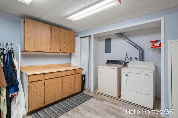 $324,900 | 2317 Edington Drive Southeast, Grand Rapids, MI 49508