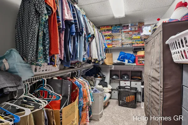 $324,900 | 2317 Edington Drive Southeast, Grand Rapids, MI 49508