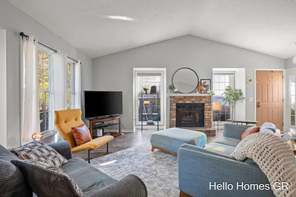 $324,900 | 2317 Edington Drive Southeast, Grand Rapids, MI 49508