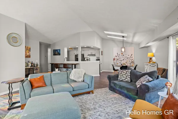 $324,900 | 2317 Edington Drive Southeast, Grand Rapids, MI 49508