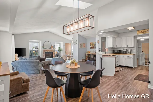 $324,900 | 2317 Edington Drive Southeast, Grand Rapids, MI 49508