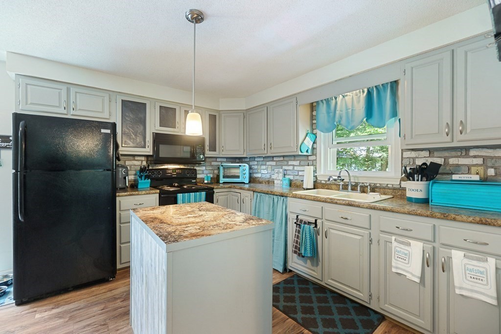 26 Sibley Road Winchendon, MA 01475 - Photo 4 of 39 Gallery Image 4
