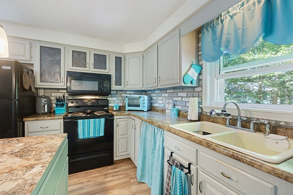 26 Sibley Road Winchendon, MA 01475 - Photo 5 of 39 Gallery Image 5