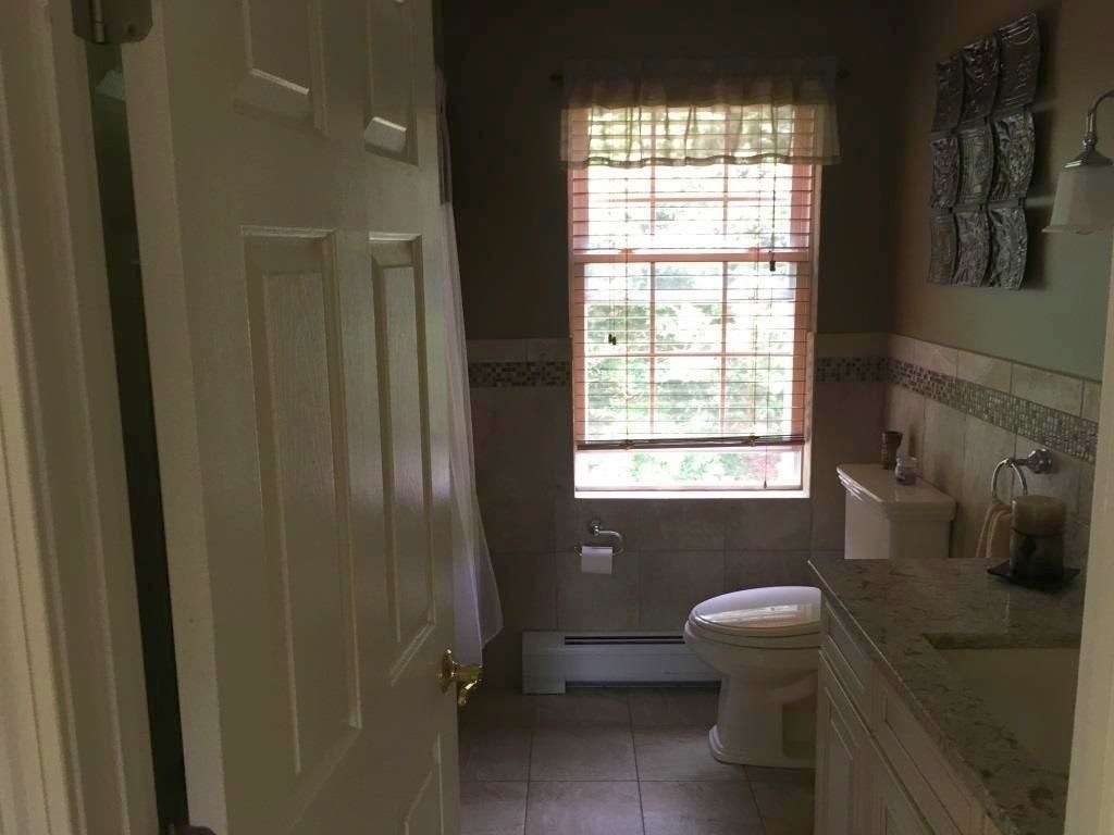 40 Crompton Road East Greenwich, RI 02818 - Photo 11 of 17 Family bath on the main level totally remodeled in 2015