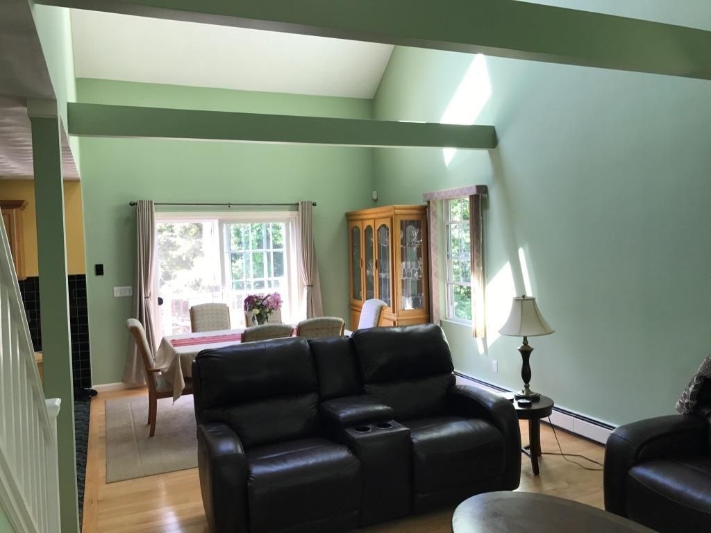 40 Crompton Road East Greenwich, RI 02818 - Photo 2 of 17 Open Living, dining with hardwood floors.
