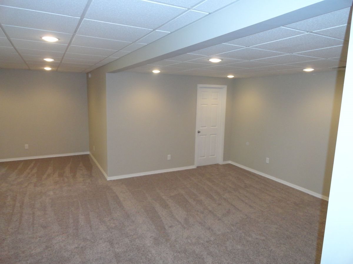 4569 East Robinson Road Bloomington, IN 47408 - Photo 7 of 10