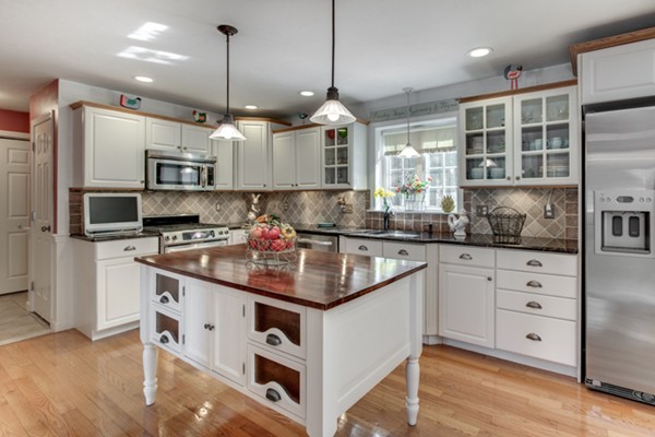 11 Pontiac Road Raynham, MA 02767 - Photo 15 of 30 Gallery Image 15