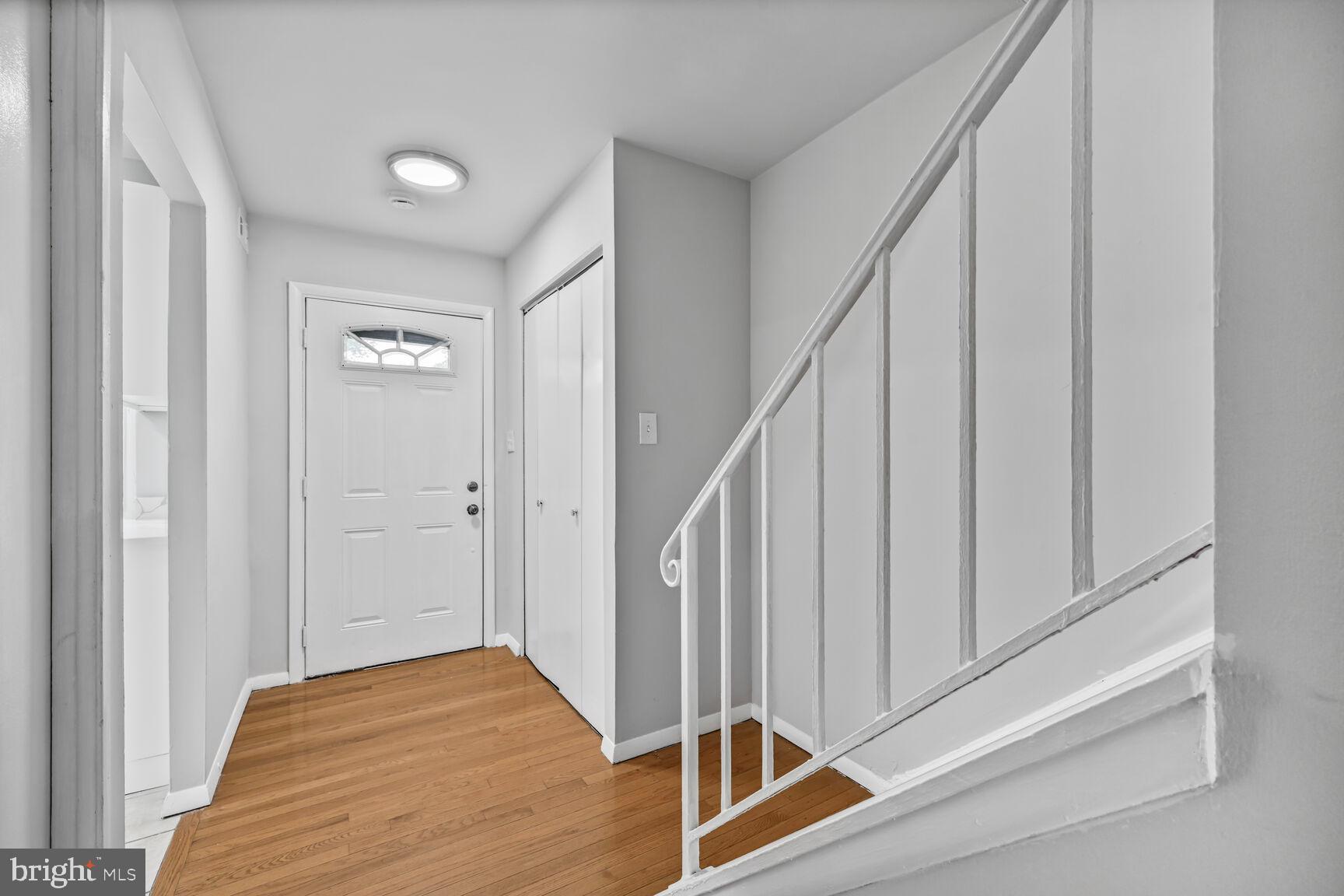 2456 Sun Valley Circle, Unit 7M Silver Spring, MD 20906 - Photo 3 of 31 Gallery Image 3