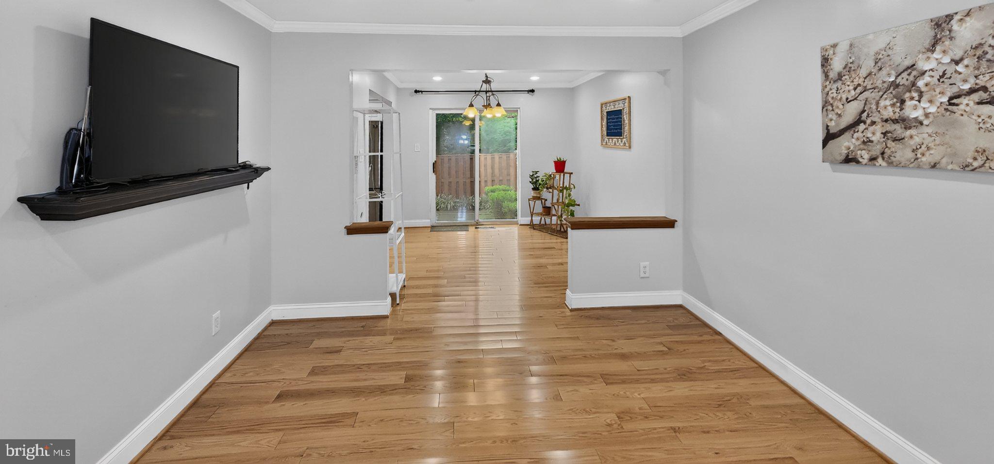 13012 Country Ridge Drive Germantown, MD 20874 - Photo 8 of 28 Gallery Image 8